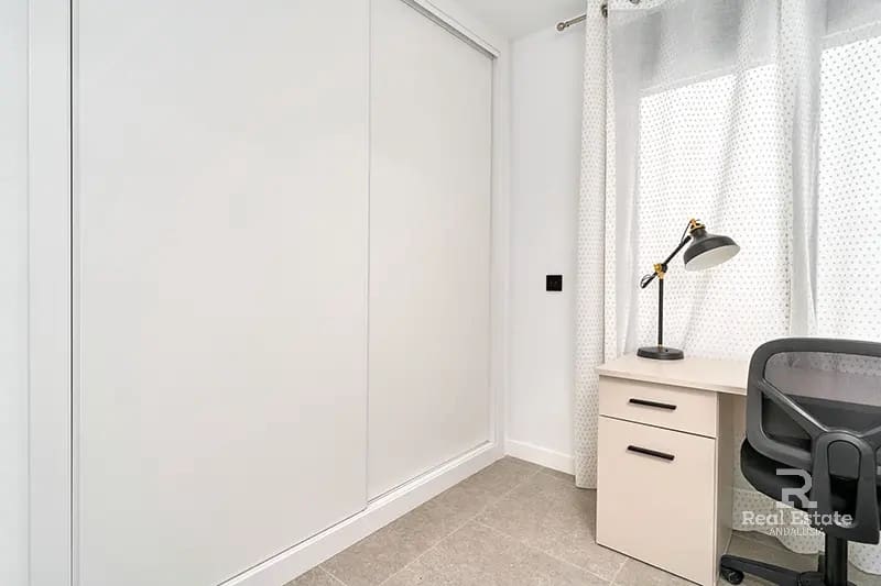 Apartamento Playa de 1 habitación en Torrox en venta con piscina garaje - 241.000 € (Ref: 9580357)