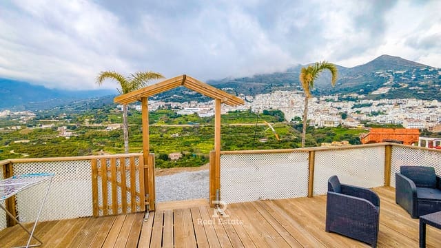 Finca/Casa Rural de 3 habitaciones en Cómpeta en alquiler con garaje - 600 € (Ref: 9672295)