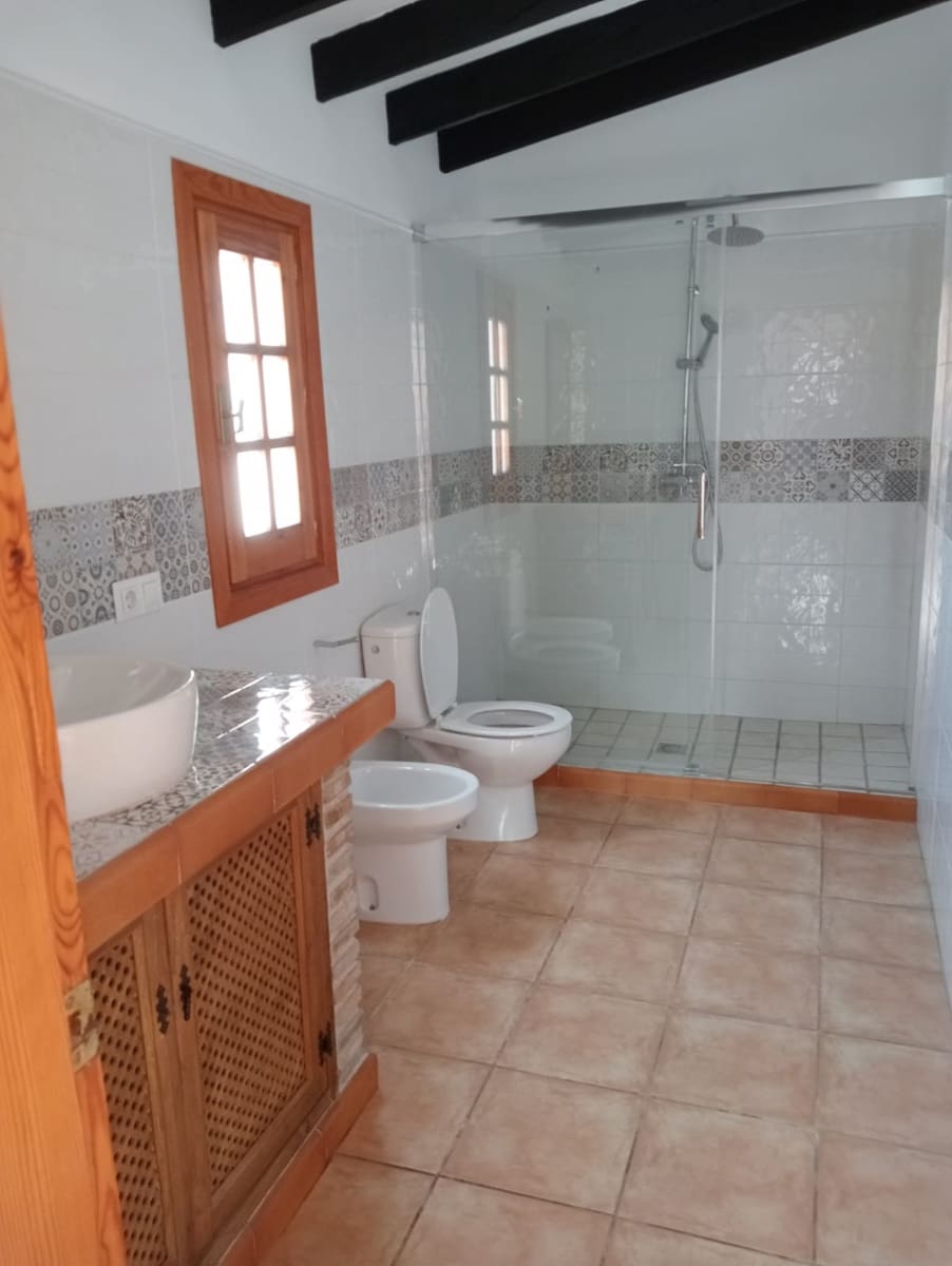 3 bedroom Villa for rent in Competa with pool garage - € 1,200 (Ref: 9694327)