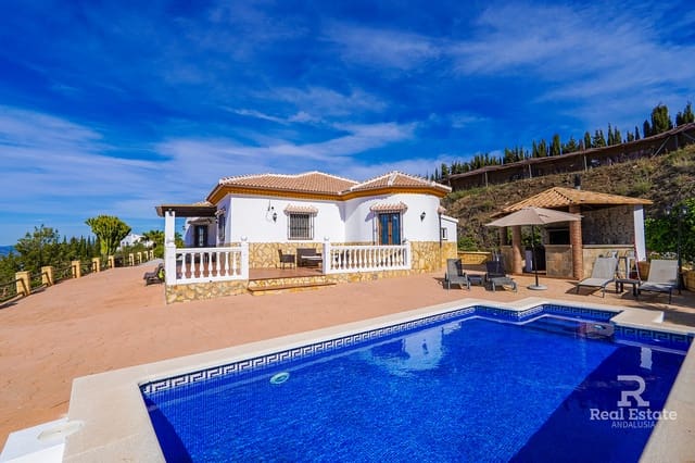 3 slaapkamer Villa te huur in Sayalonga met zwembad garage - € 2.000 (Ref: 9747424)