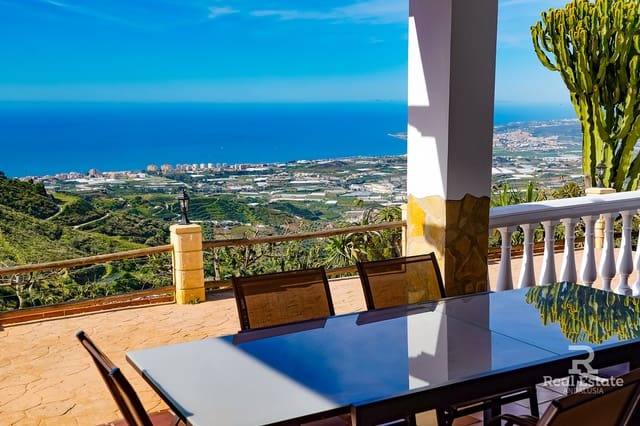 3 slaapkamer Villa te huur in Sayalonga met zwembad garage - € 2.000 (Ref: 9747424)