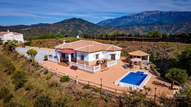 3 slaapkamer Villa te huur in Sayalonga met zwembad garage - € 2.000 (Ref: 9747424)