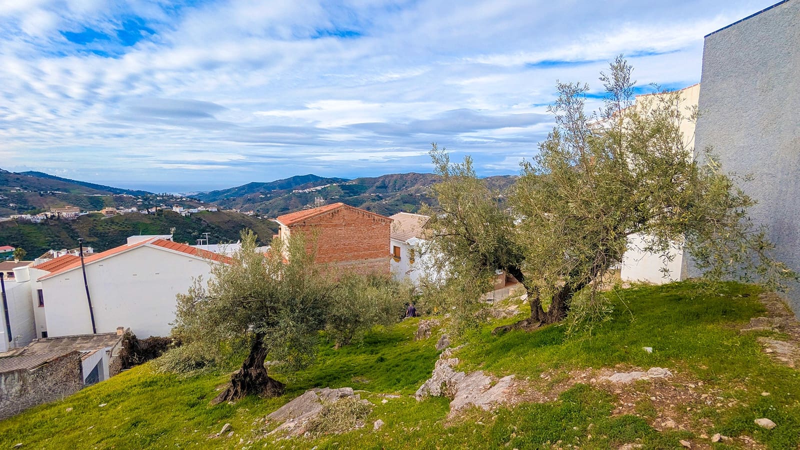 Building Plot for sale in Competa - € 292,000 (Ref: 9783410)