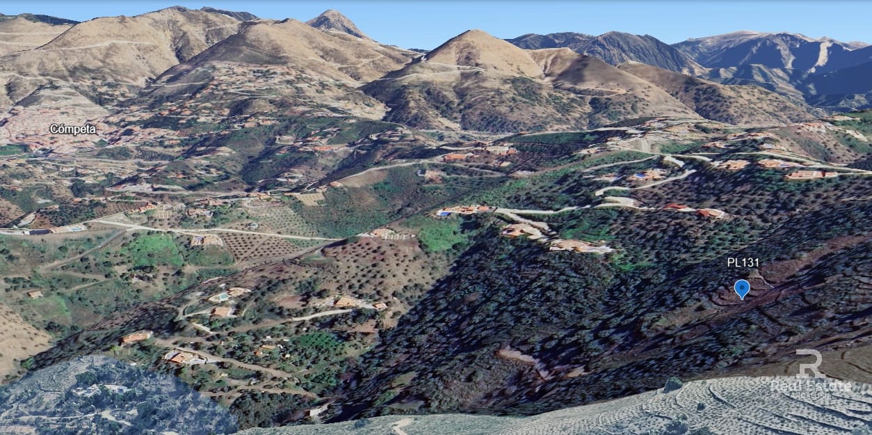 Grunde uden byggetilladelser til salg i Competa - € 96.000 (Ref: 9783417)