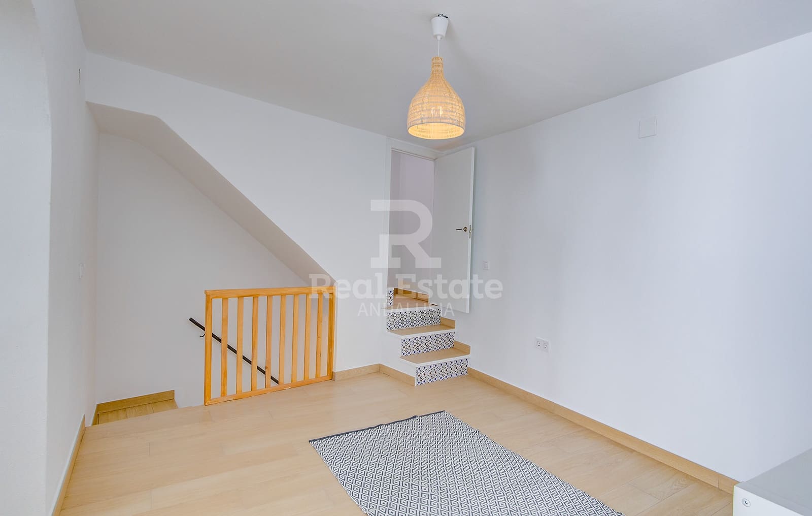 2 bedroom Townhouse for rent in Canillas de Albaida with pool - € 750 (Ref: 9889107)