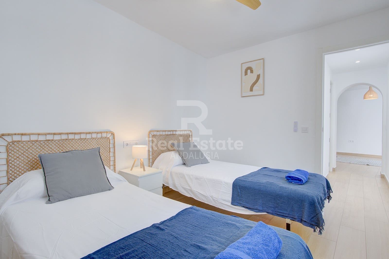 2 bedroom Townhouse for rent in Canillas de Albaida with pool - € 750 (Ref: 9889107)
