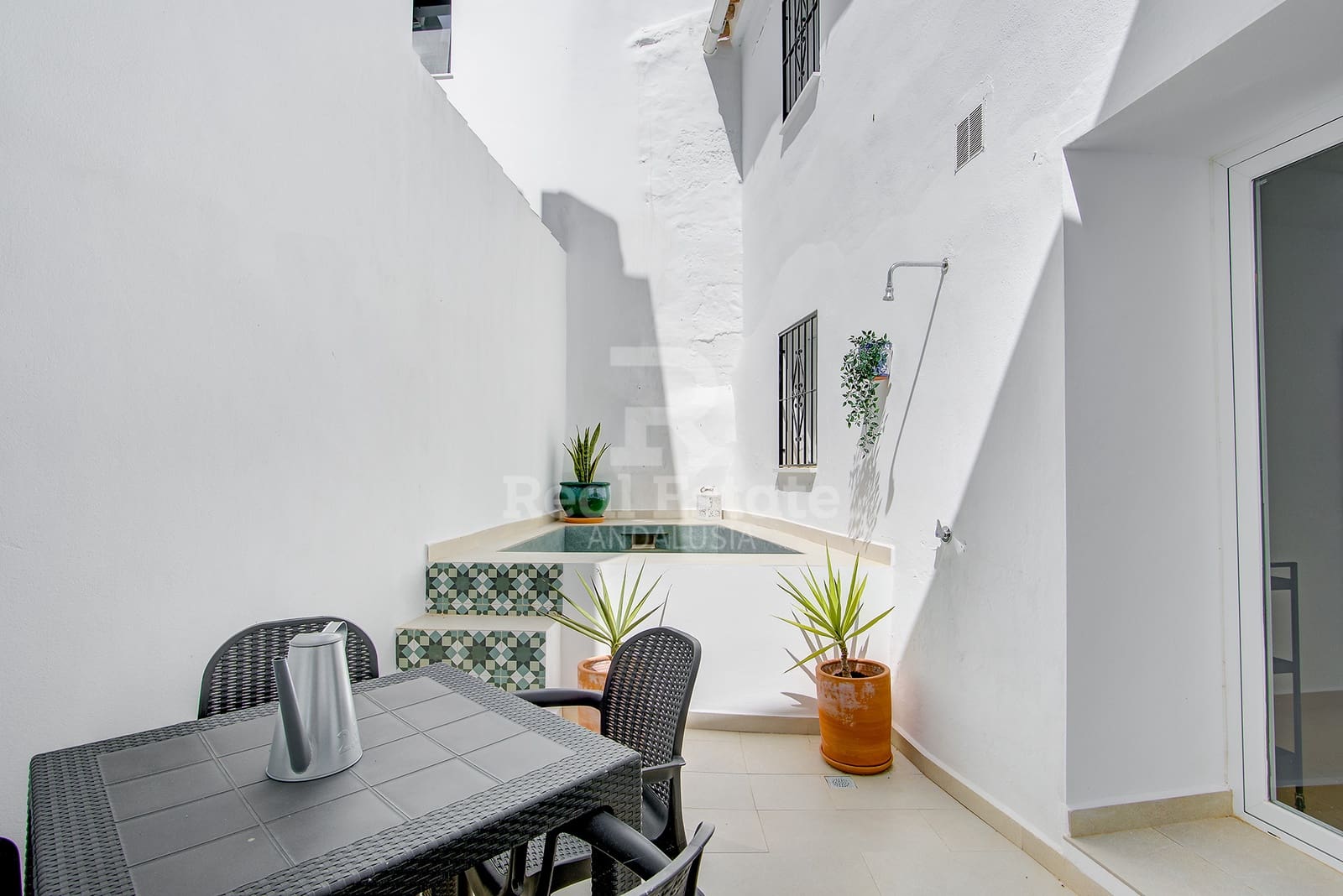 2 bedroom Townhouse for rent in Canillas de Albaida with pool - € 750 (Ref: 9889107)