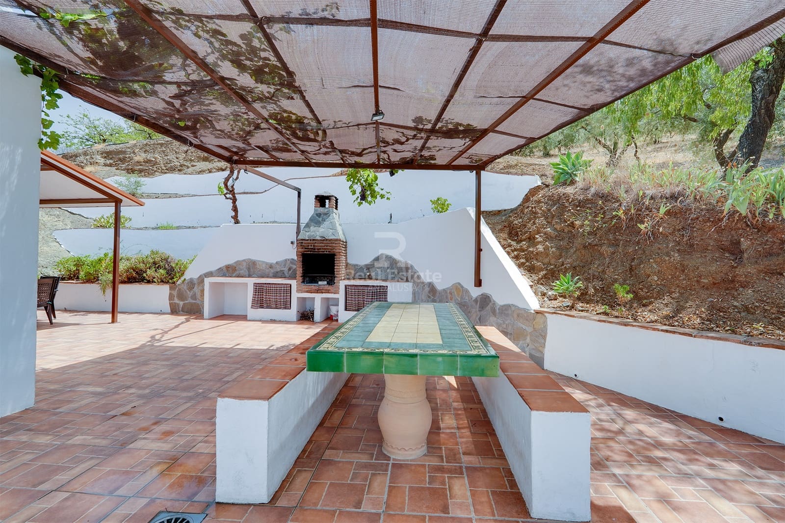 4 camera da letto Villa da affittare in Sedella con piscina garage - 1.400 € (Rif: 9889161)