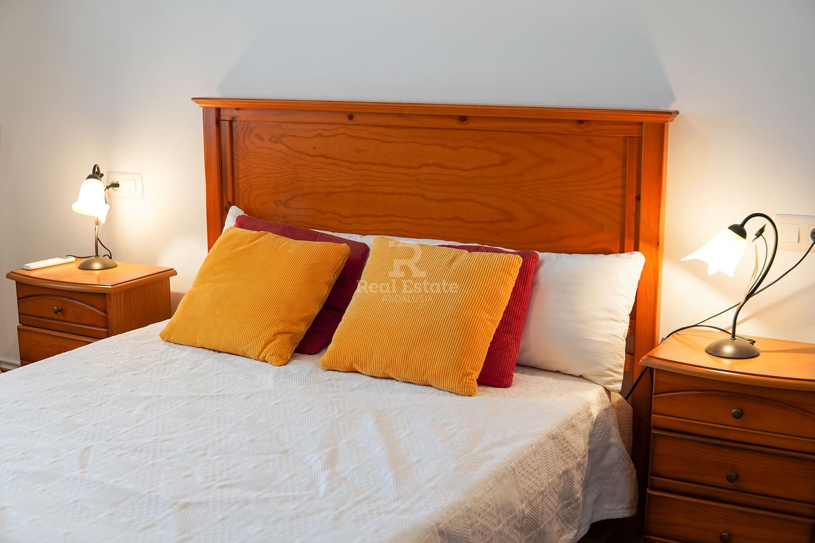 2 camera da letto Villa da affittare in Sayalonga con piscina garage - 1.700 € (Rif: 9889225)