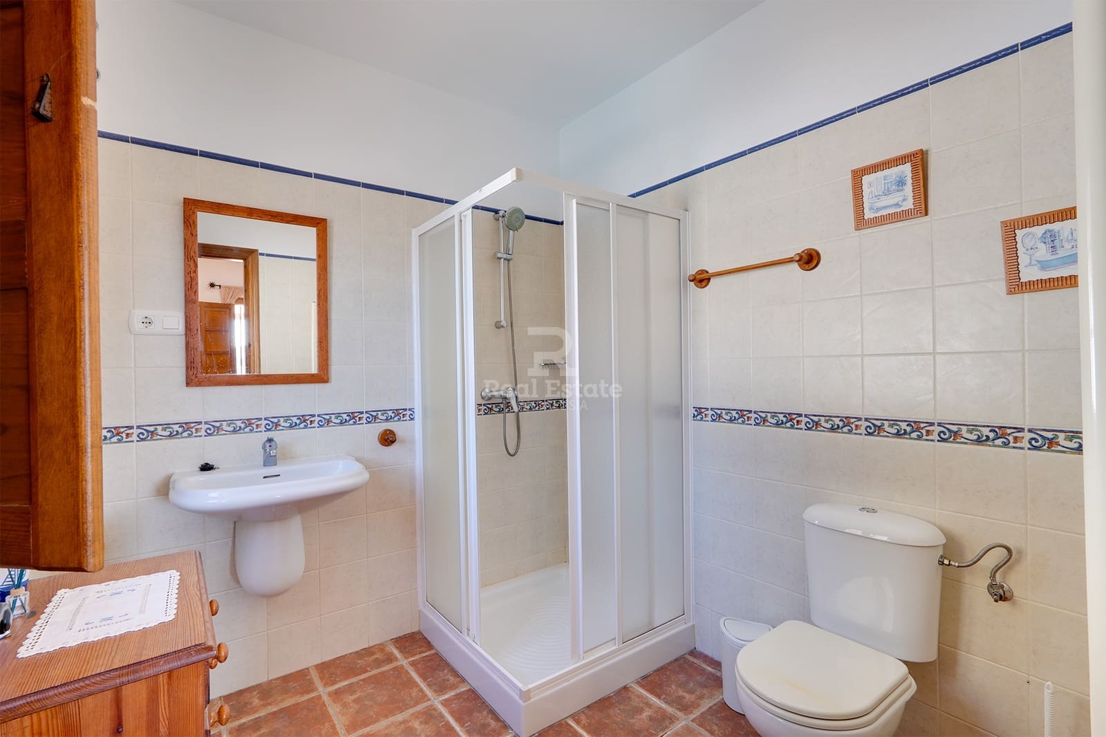 2 camera da letto Villa da affittare in Sayalonga con piscina garage - 1.700 € (Rif: 9889225)