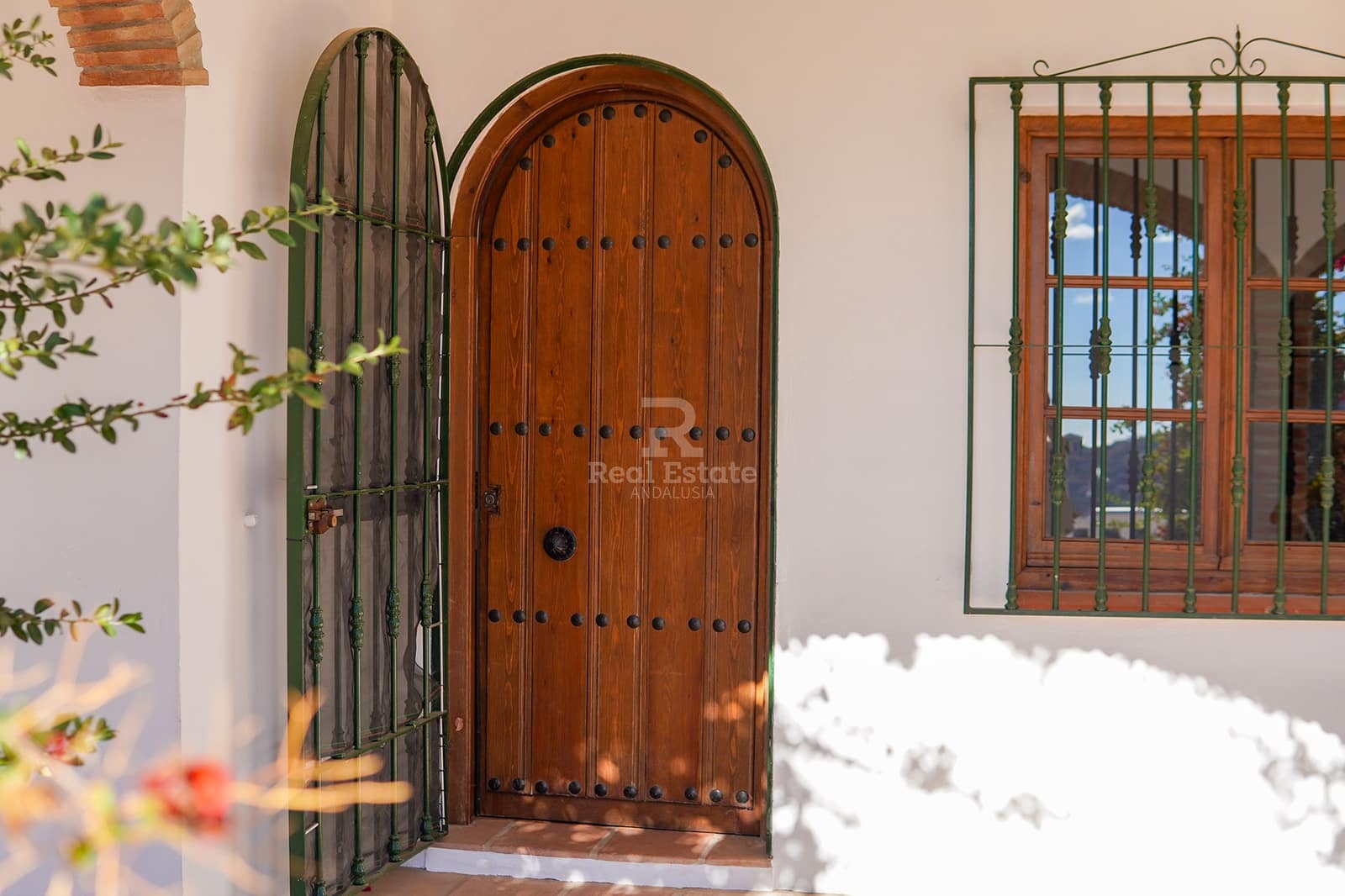 2 camera da letto Villa da affittare in Sayalonga con piscina garage - 1.700 € (Rif: 9889225)