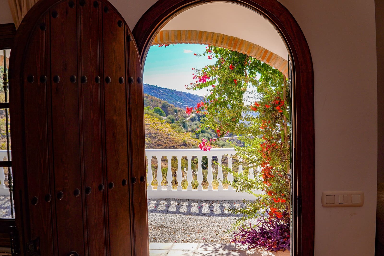 2 camera da letto Villa da affittare in Sayalonga con piscina garage - 1.700 € (Rif: 9889225)