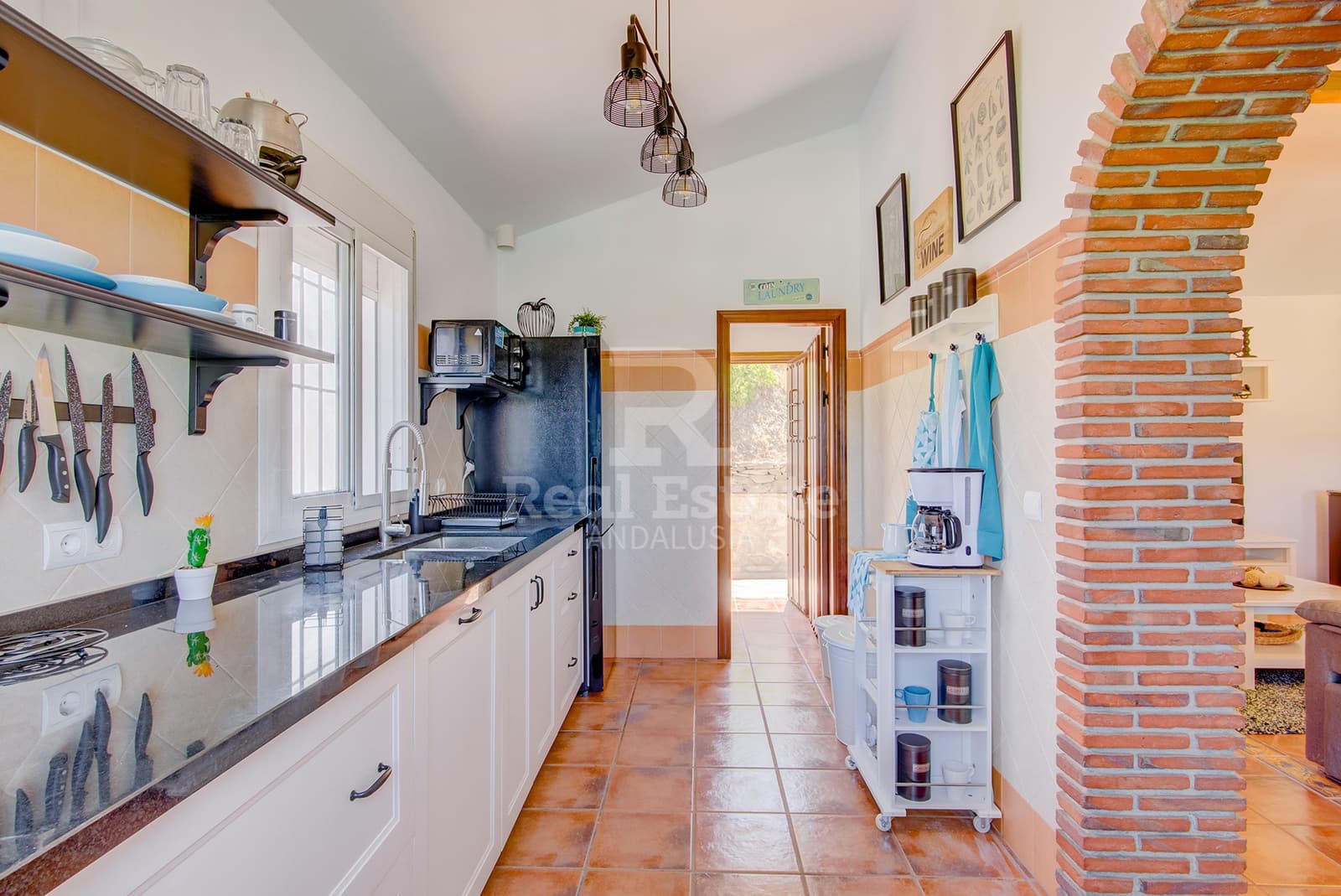 3 bedroom Villa for rent in Competa with pool garage - € 2,000 (Ref: 9922845)