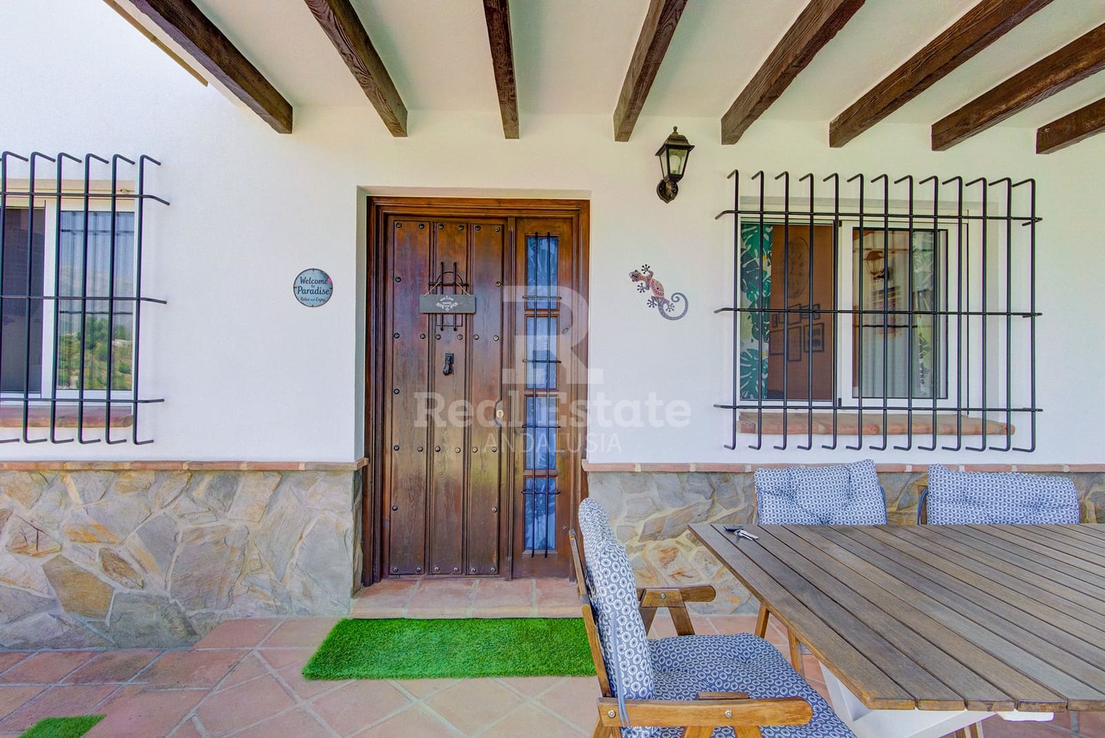 3 bedroom Villa for rent in Competa with pool garage - € 2,000 (Ref: 9922845)