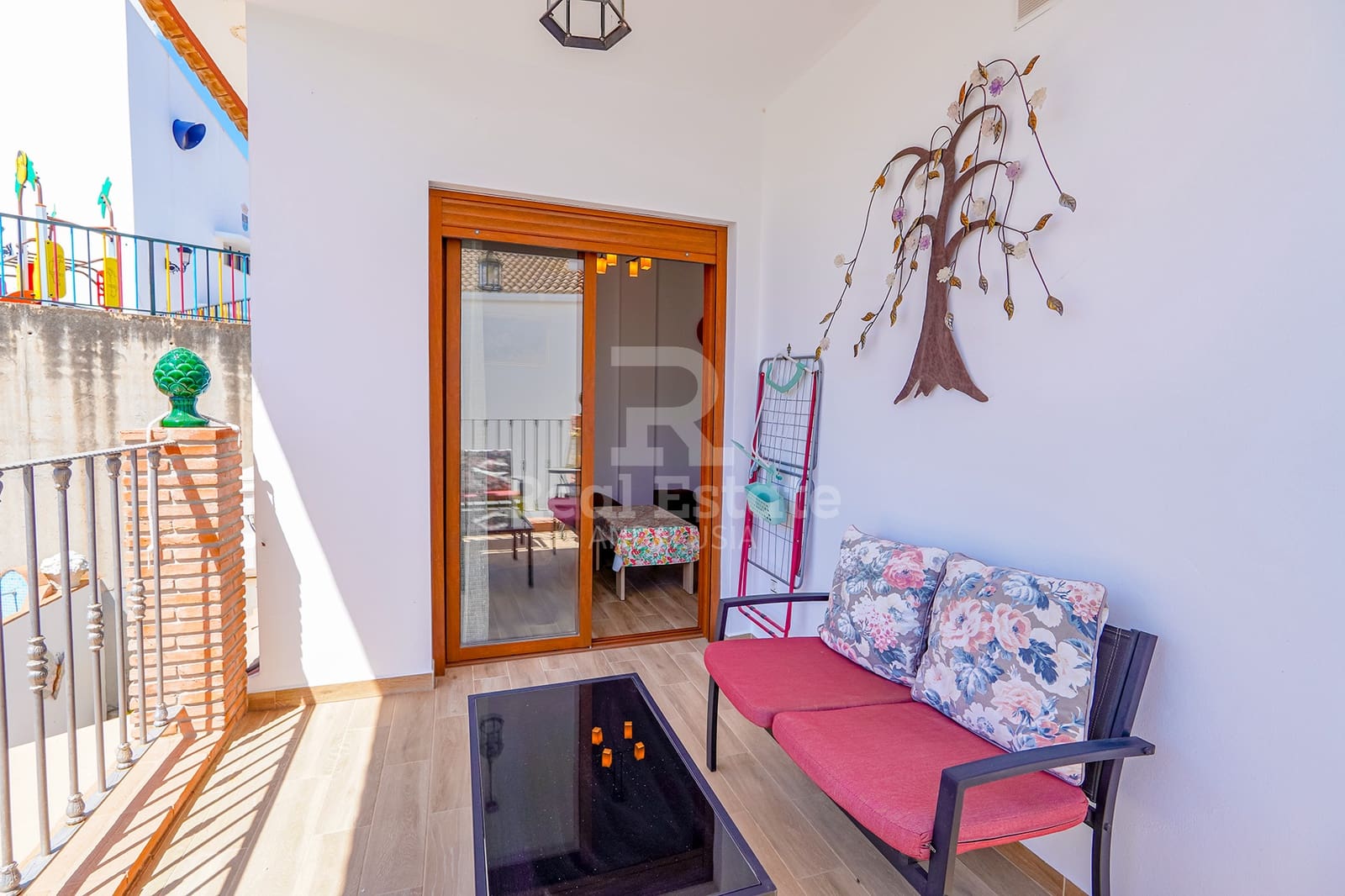 1 bedroom Apartment for rent in Competa with pool garage - € 650 (Ref: 9936809)