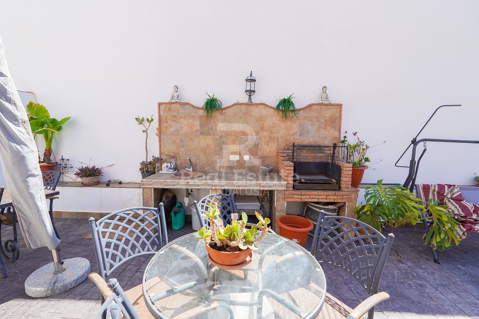 1 bedroom Apartment for rent in Competa with pool garage - € 650 (Ref: 9936809)