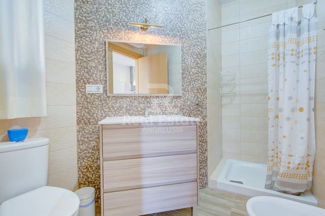 Appartement de 1 chambre à louer à Cómpeta avec piscine garage - 650 € (Ref: 9936809)