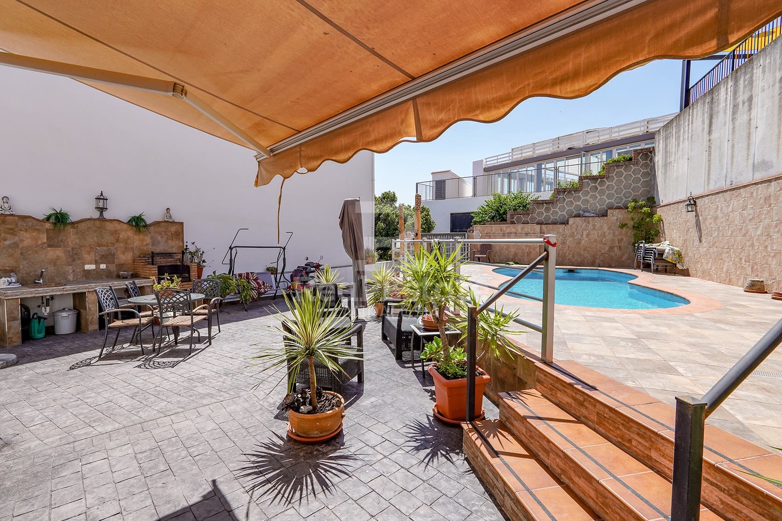 1 bedroom Apartment for rent in Competa with pool garage - € 650 (Ref: 9936809)