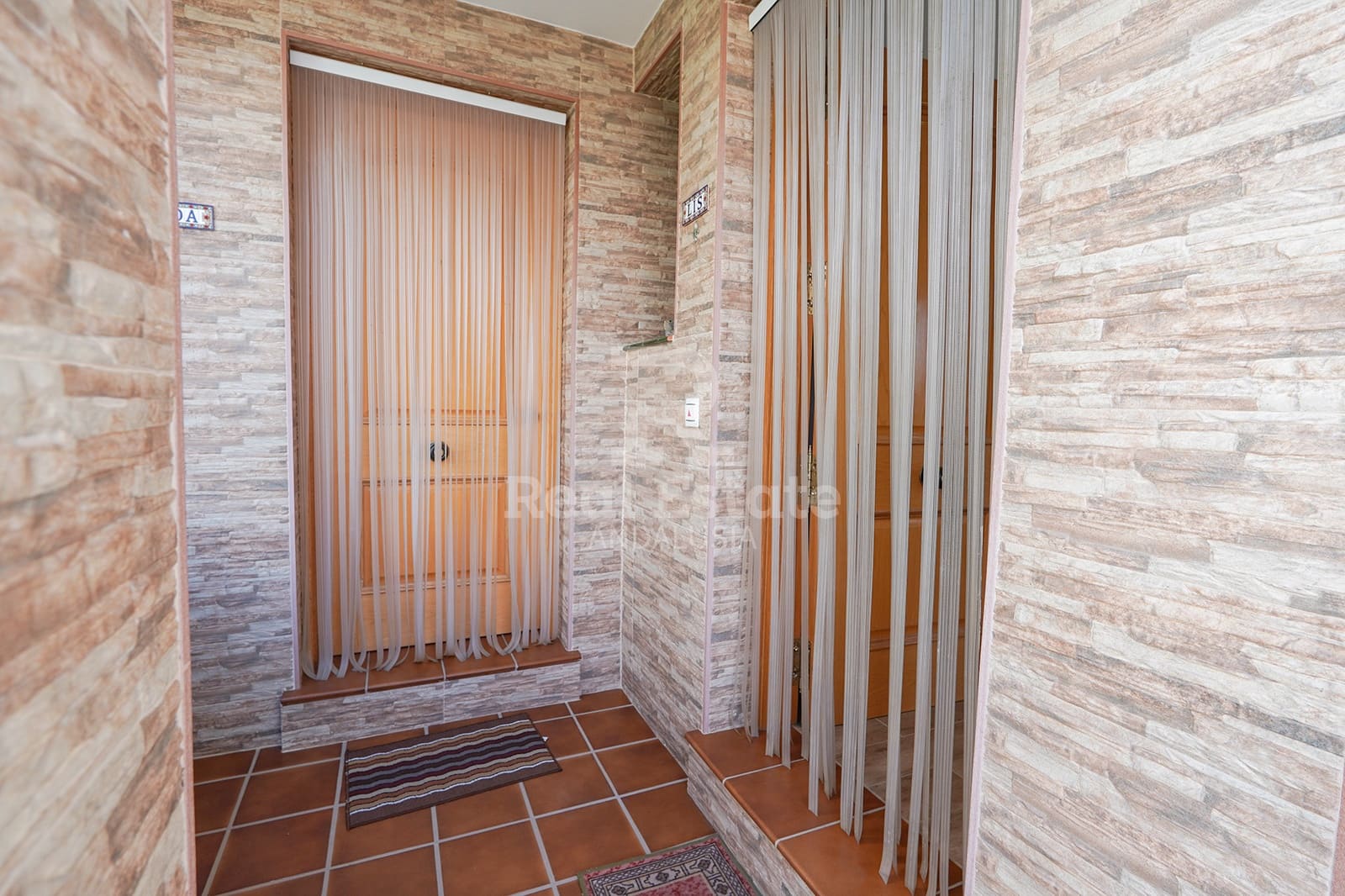 1 bedroom Apartment for rent in Competa with pool garage - € 650 (Ref: 9936809)