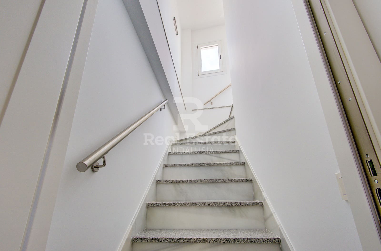 1 bedroom Apartment for rent in Competa - € 1,100 (Ref: 9936862)