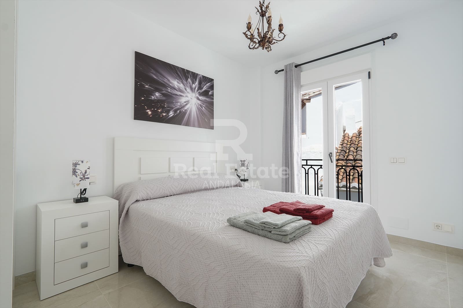 1 bedroom Apartment for rent in Competa - € 1,100 (Ref: 9936862)