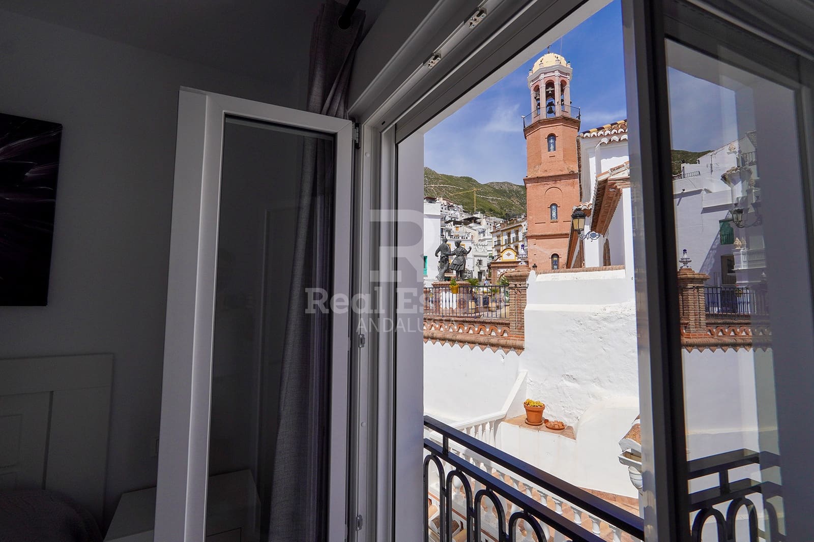 1 bedroom Apartment for rent in Competa - € 1,100 (Ref: 9936862)