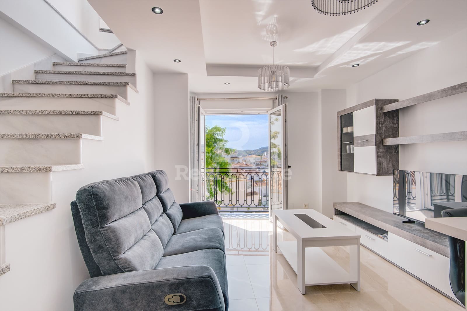 1 bedroom Apartment for rent in Competa - € 1,100 (Ref: 9936862)