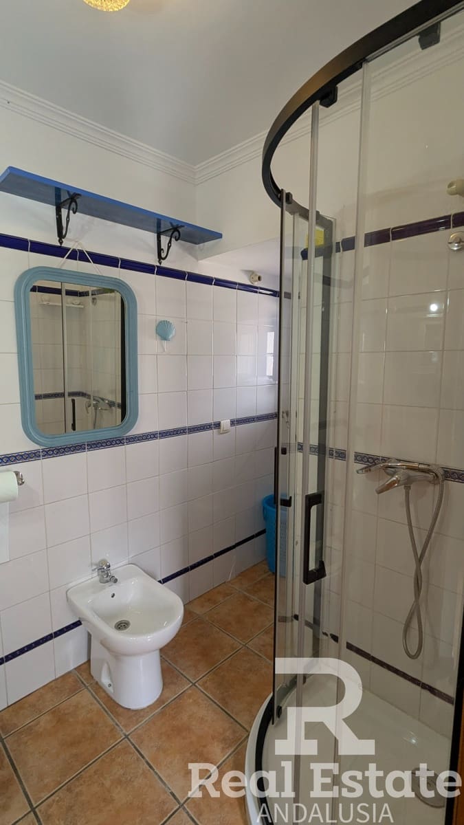 Maison de Ville de 2 chambres à louer à Competa - 600 € (Ref: 9946780)