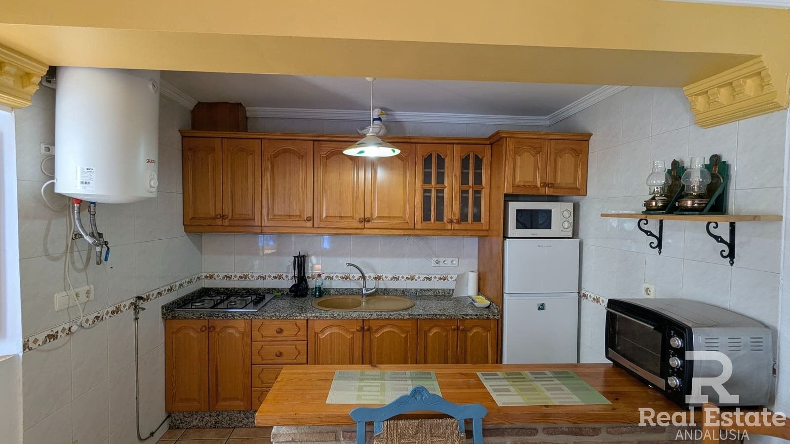 Maison de Ville de 2 chambres à louer à Competa - 600 € (Ref: 9946780)