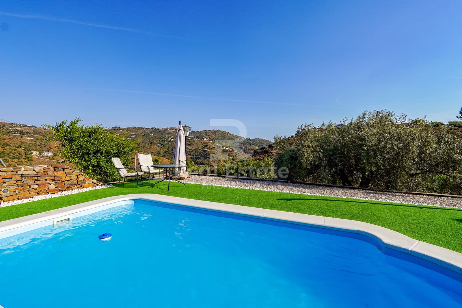 1 soveværelse Villa til leje i Archez med swimmingpool garage - € 1.150 (Ref: 9953227)