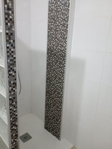 3 slaapkamer Rijtjeshuis te huur in La Cala de Mijas, Mijas met zwembad - € 1.700 (Ref: 9143000)