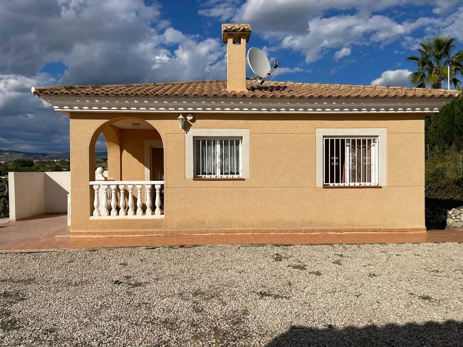 2 bedroom Villa for sale in Busot - € 280,000 (Ref: 10168558)