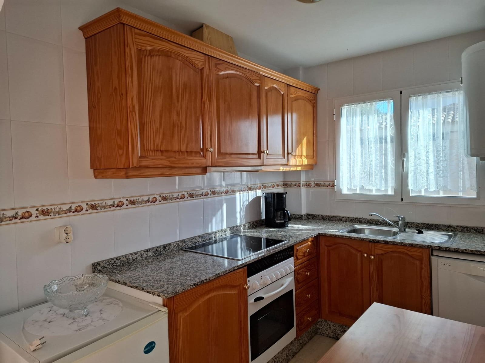 2 bedroom Villa for sale in Busot - € 280,000 (Ref: 10168558)