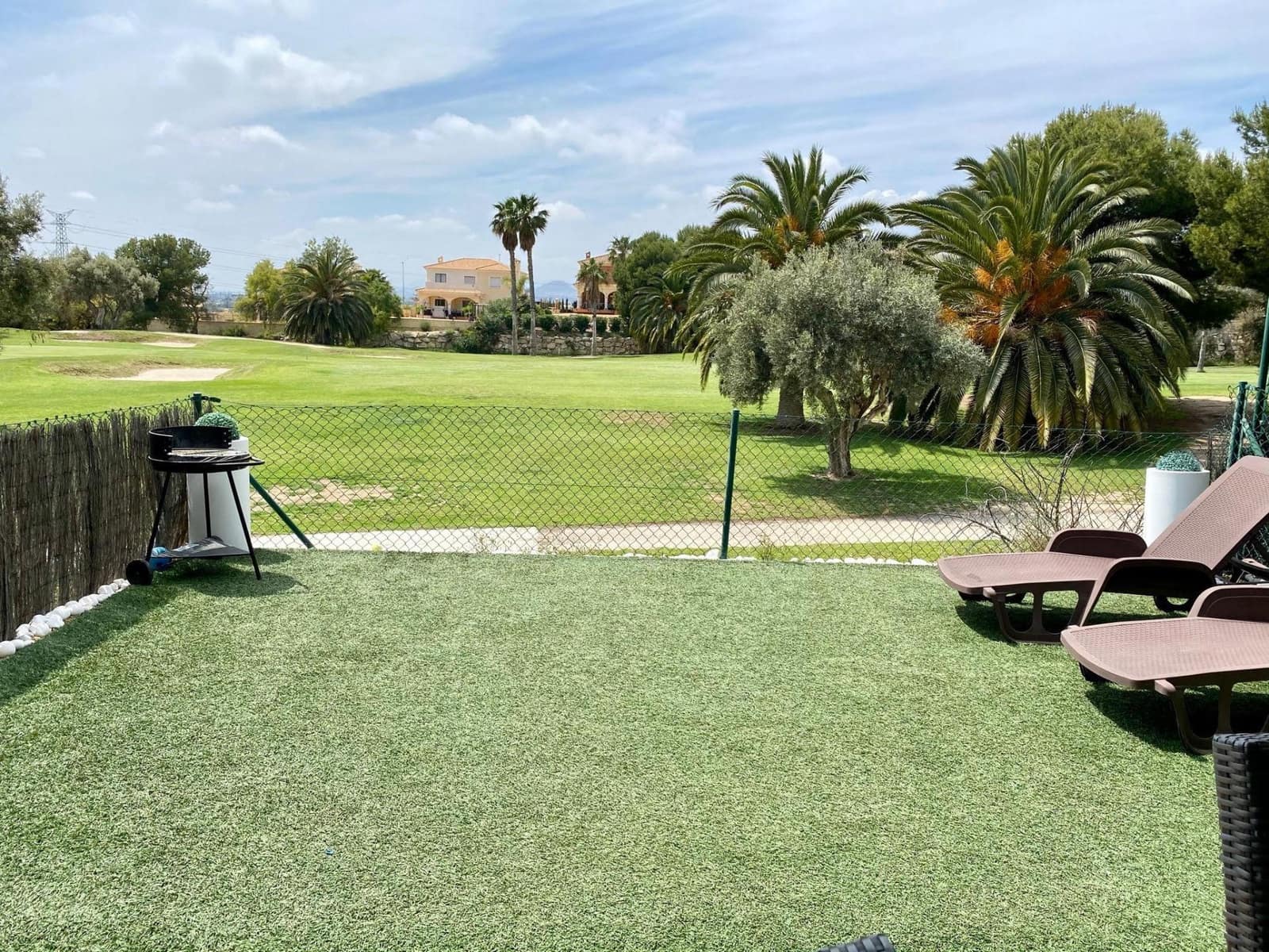 3 soveværelse Rækkehus til salg i Muchamiel / Mutxamel med swimmingpool - € 325.000 (Ref: 8500630)