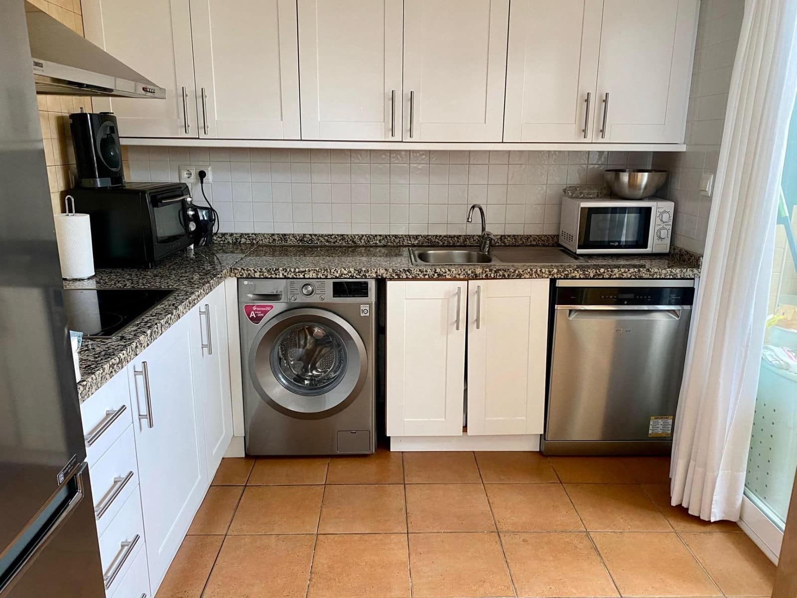 3 soveværelse Rækkehus til salg i Muchamiel / Mutxamel med swimmingpool - € 325.000 (Ref: 8500630)