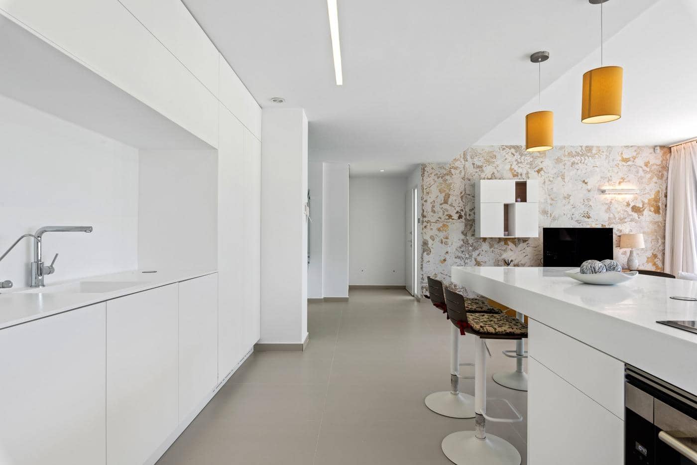 4 bedroom Villa for sale in Orihuela Costa with pool - € 1,600,000 (Ref: 8536529)