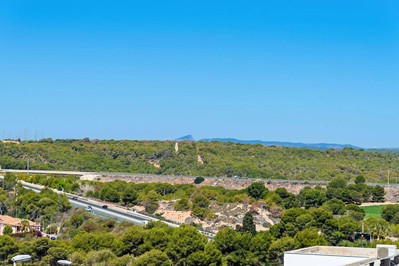 4 bedroom Villa for sale in Orihuela Costa with pool - € 1,600,000 (Ref: 8536529)