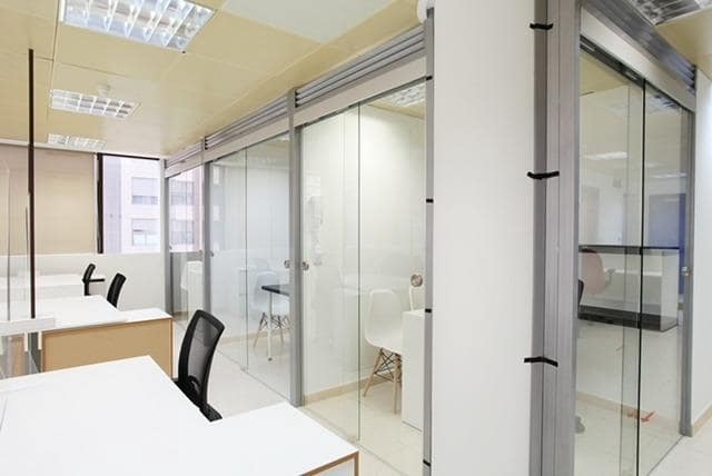 Kontor til salg i Alicante by med garage - € 565.000 (Ref: 8615204)