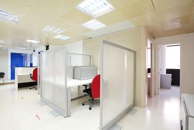 Kontor til salg i Alicante by med garage - € 565.000 (Ref: 8615204)