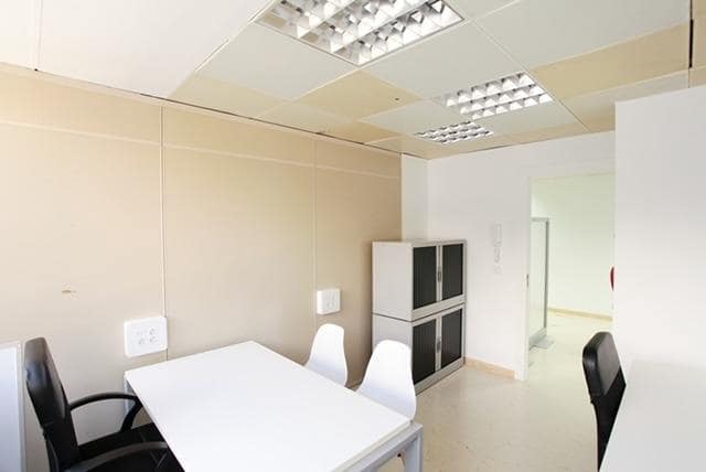 Kontor til salg i Alicante by med garage - € 565.000 (Ref: 8615204)