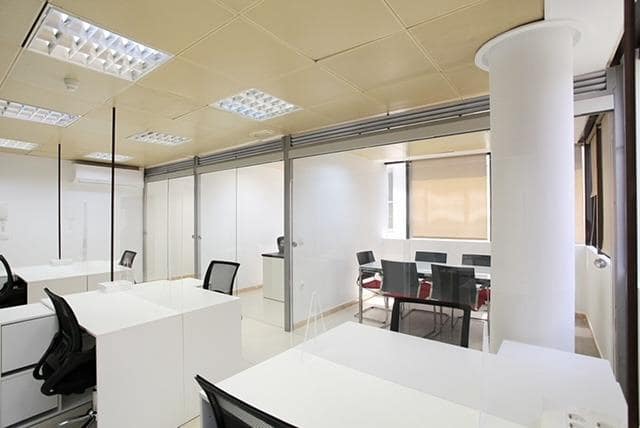 Kontor til salg i Alicante by med garage - € 565.000 (Ref: 8615204)