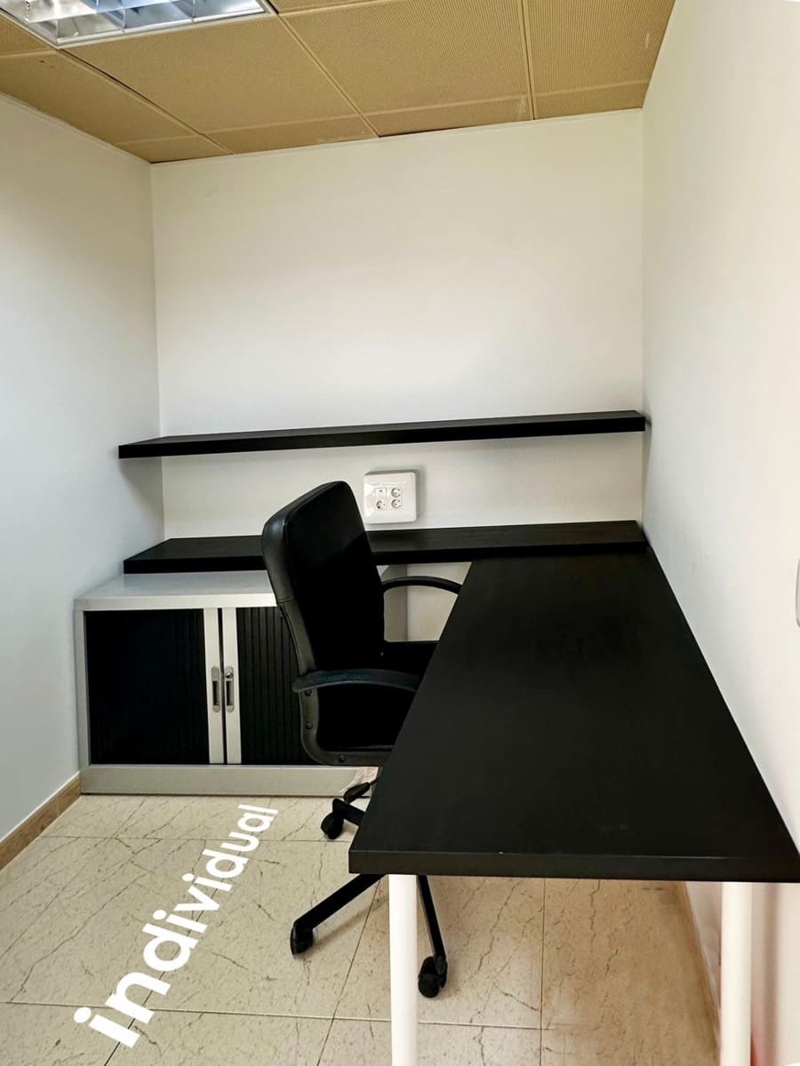 Kontor til salg i Alicante by med garage - € 565.000 (Ref: 8615204)