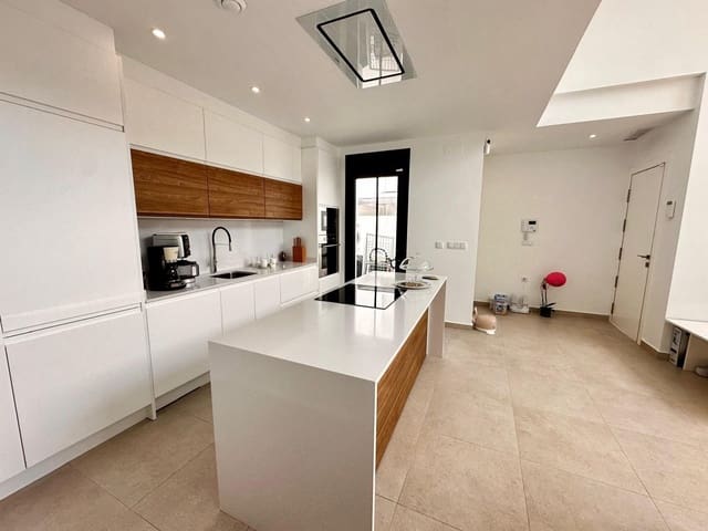 3 Zimmer Villa zu verkaufen in Formentera del Segura mit Pool Garage - 370.000 € (Ref: 8652185)