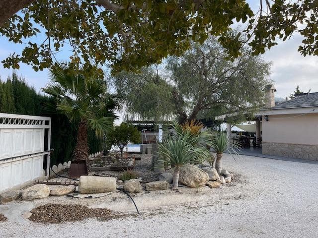 3 soveværelse Finca/Landehus til salg i Agost med swimmingpool - € 340.000 (Ref: 8828602)