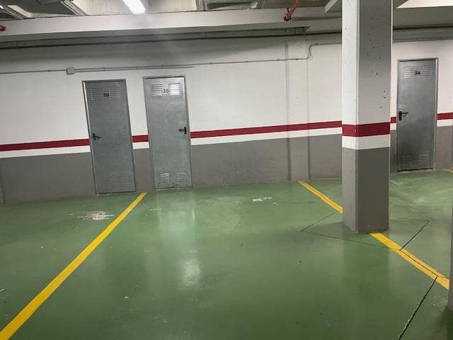 2 bedroom Flat for sale in Alicante / Alacant city with pool garage - € 420,000 (Ref: 9048920)