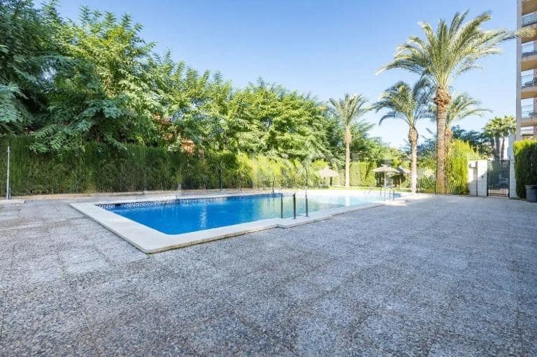 4 quarto Apartamento para venda em El Puntal com piscina - 267 900 € (Ref: 10005660)