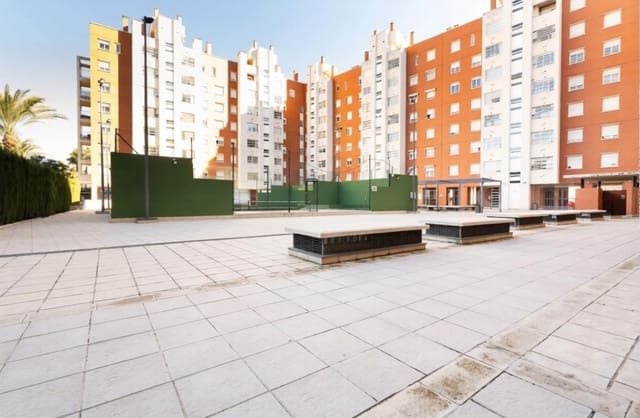 4 quarto Apartamento para venda em El Puntal, Múrcia cidade com piscina - 267 900 € (Ref: 10005660)