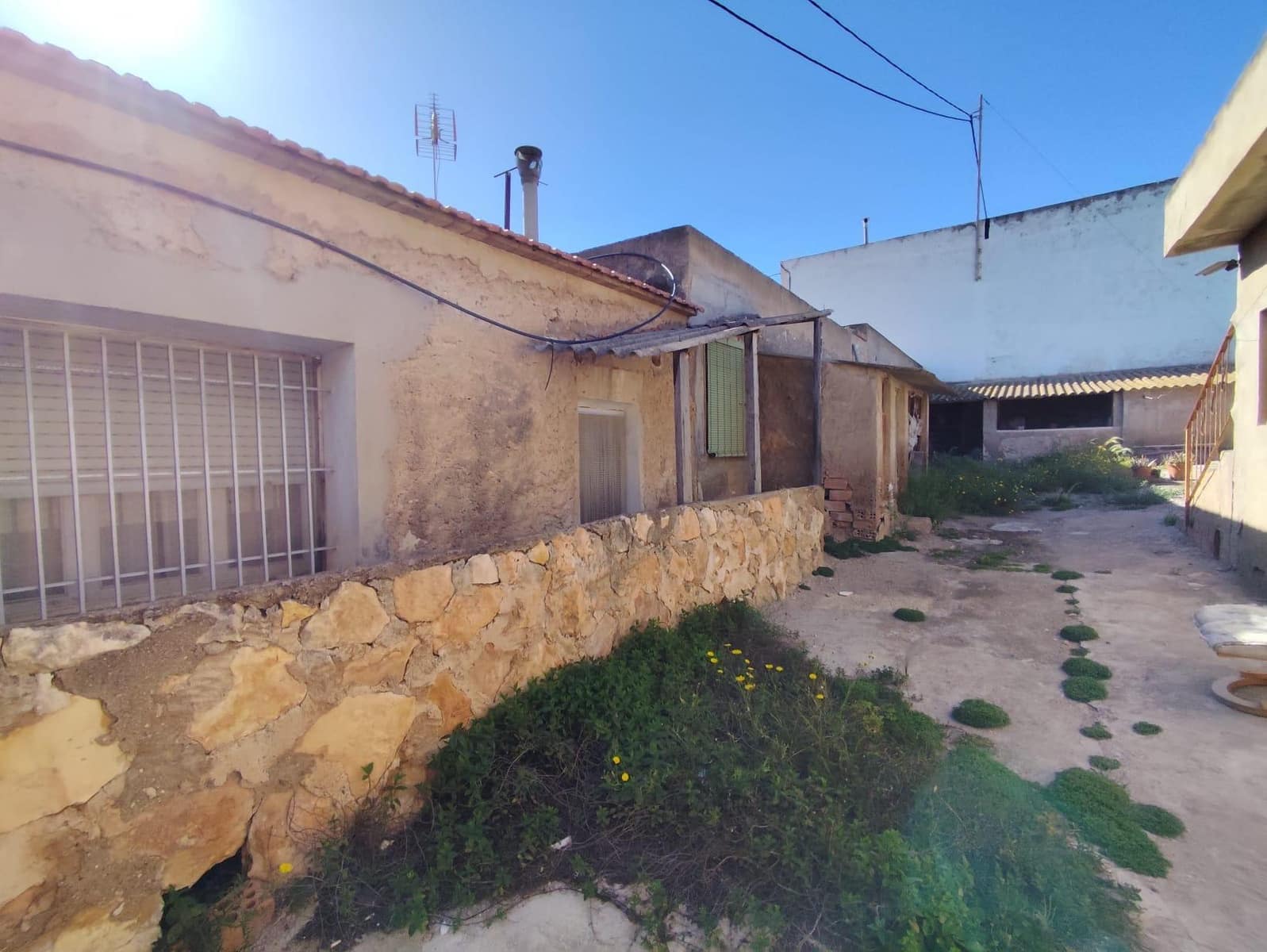 5 bedroom Townhouse for sale in Cartagena - € 300,000 (Ref: 10028913)