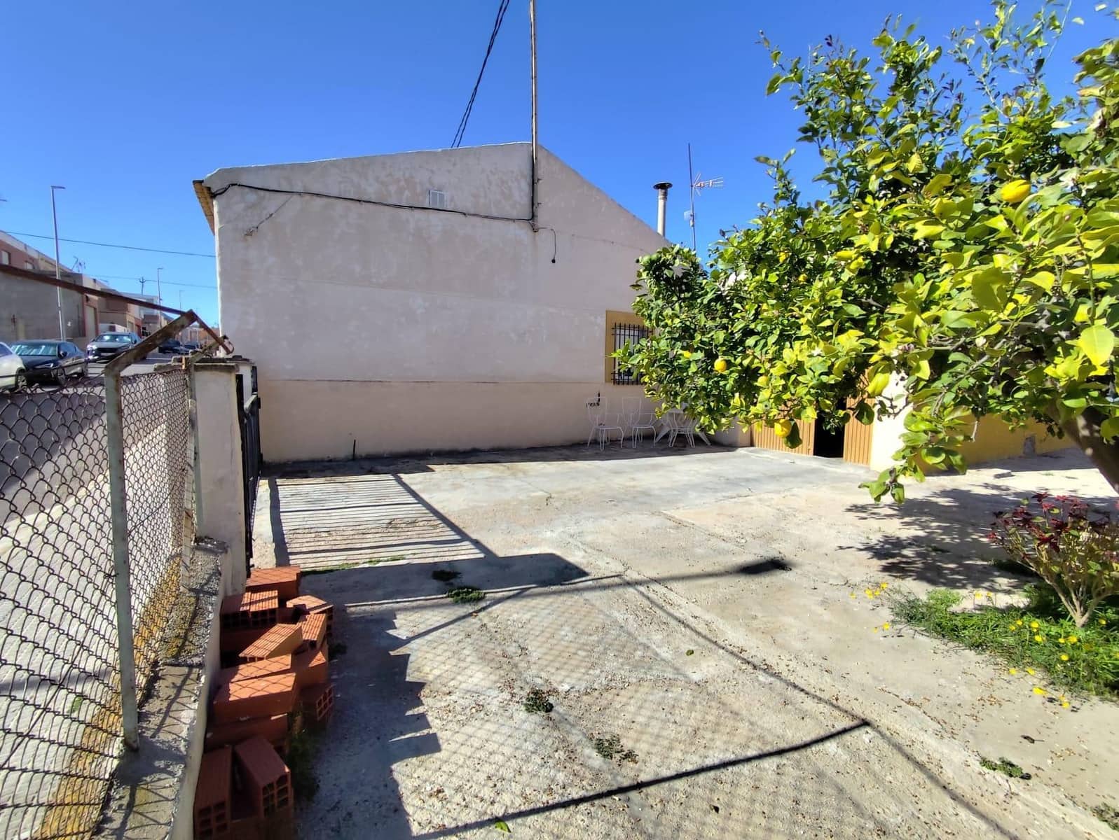 5 bedroom Townhouse for sale in Cartagena - € 300,000 (Ref: 10028913)