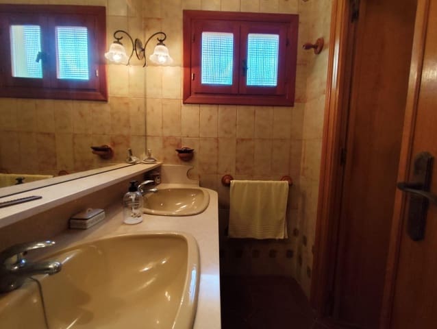 6 bedroom Villa for sale in Los Urrutias, Cartagena - € 394,990 (Ref: 10041181)